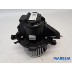 Opel - Vivaro - Heating and ventilation fan motor