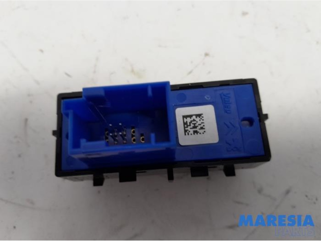 Opel - Vivaro - Central locking switch