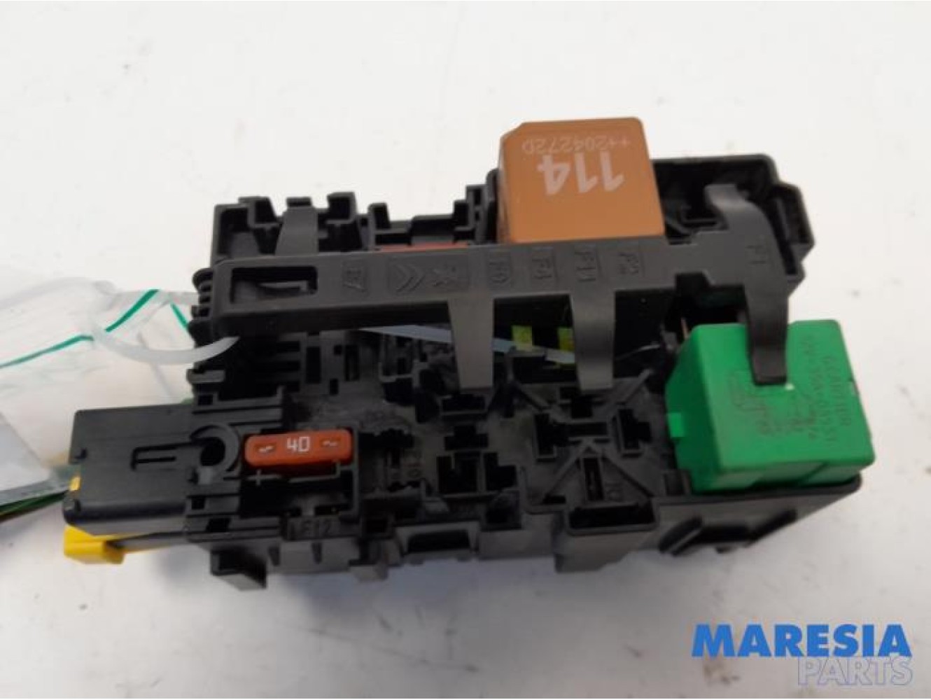 Opel - Vivaro - Fuse box