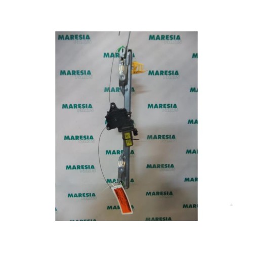 Fiat - Idea - Rear door window mechanism 4-door, right
