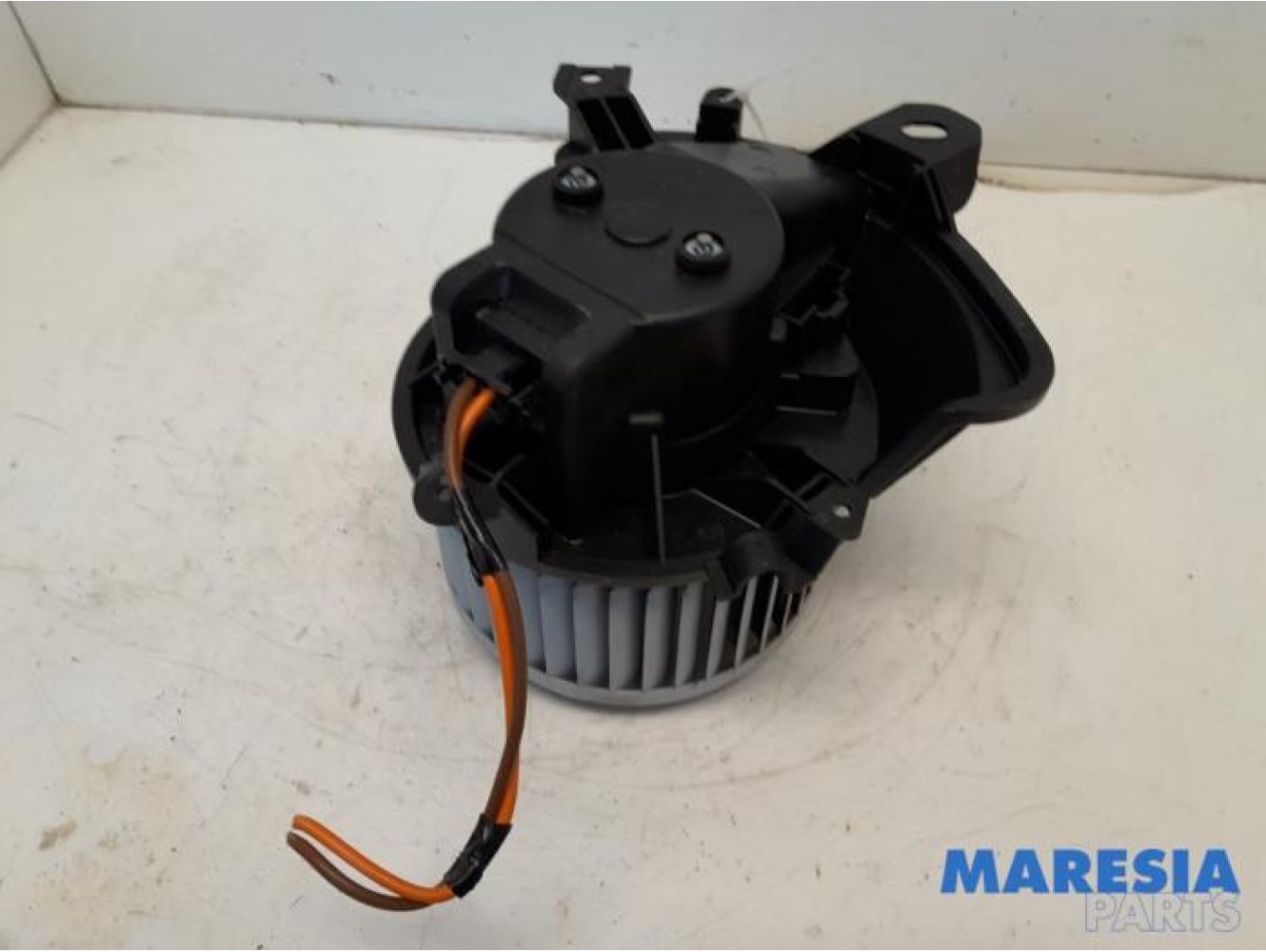 Fiat - Fiorino - Heating and ventilation fan motor
