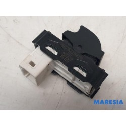 Opel - Vivaro - Electric window switch