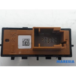 Opel - Vivaro - ASR switch