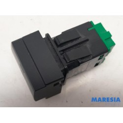 Opel - Vivaro - Central locking switch