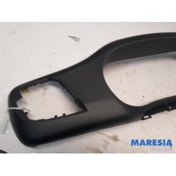 Opel - Vivaro - Dashboard sierlijst