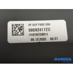 Opel - Vivaro - Dashboardkastje