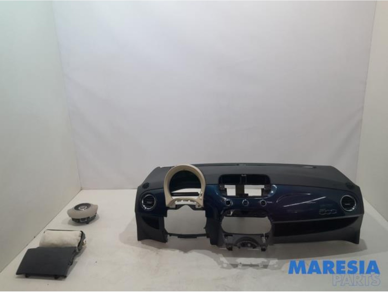 Fiat - 500 - Airbag set + dashboard