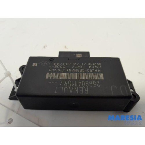Opel - Vivaro - PDC Module