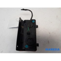 Opel - Vivaro - Reversing light, right
