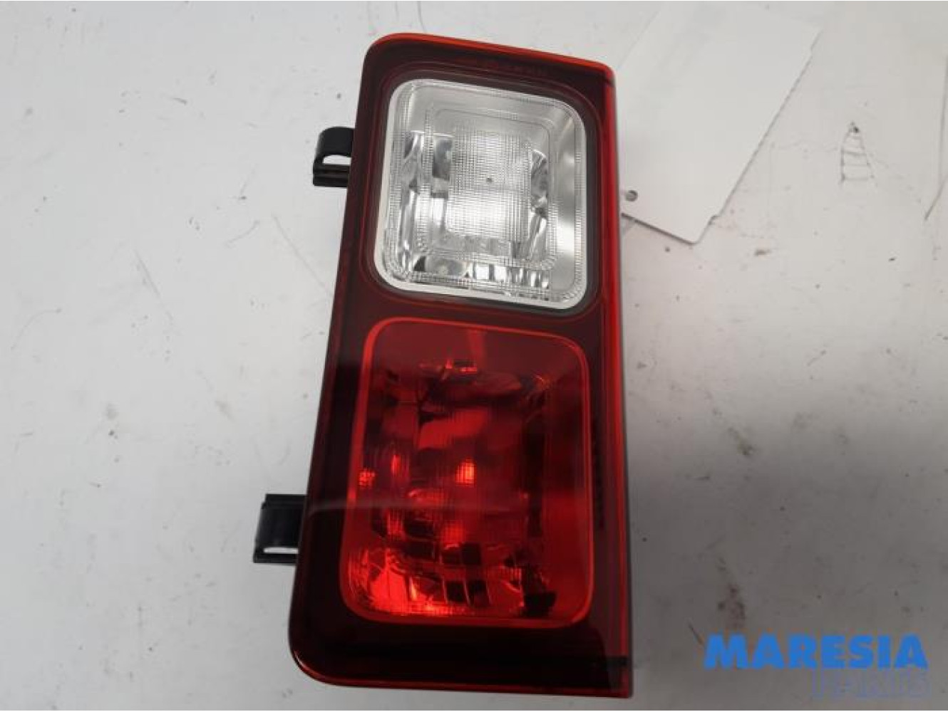 Opel - Vivaro - Reversing light, right