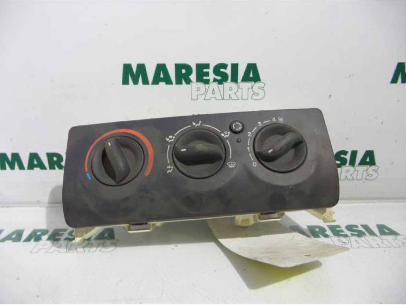 Renault - Clio - Heater control panel