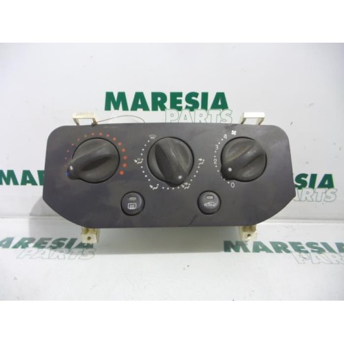 Renault - Clio - Heater control panel