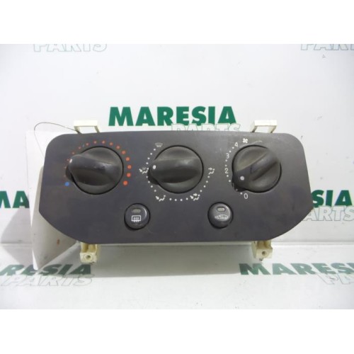 Renault - Clio - Heater control panel