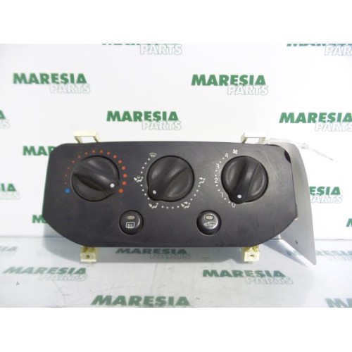 Renault - Clio - Heater control panel
