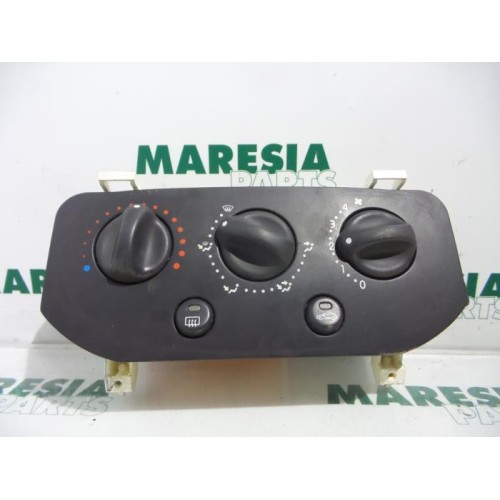 Renault - Clio - Heater control panel