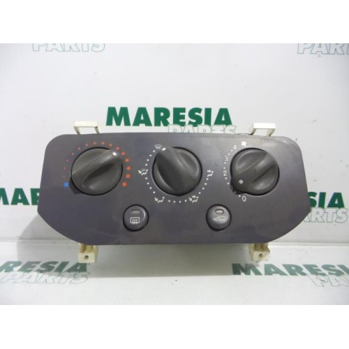 Renault - Clio - Heater control panel