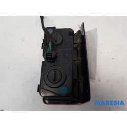 Opel - Vivaro - Reversing light, left
