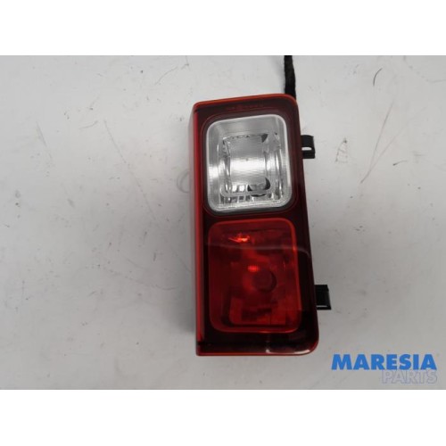 Opel - Vivaro - Reversing light, left