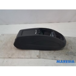 Citroen - Grand C4 Space Tourer - Middle console