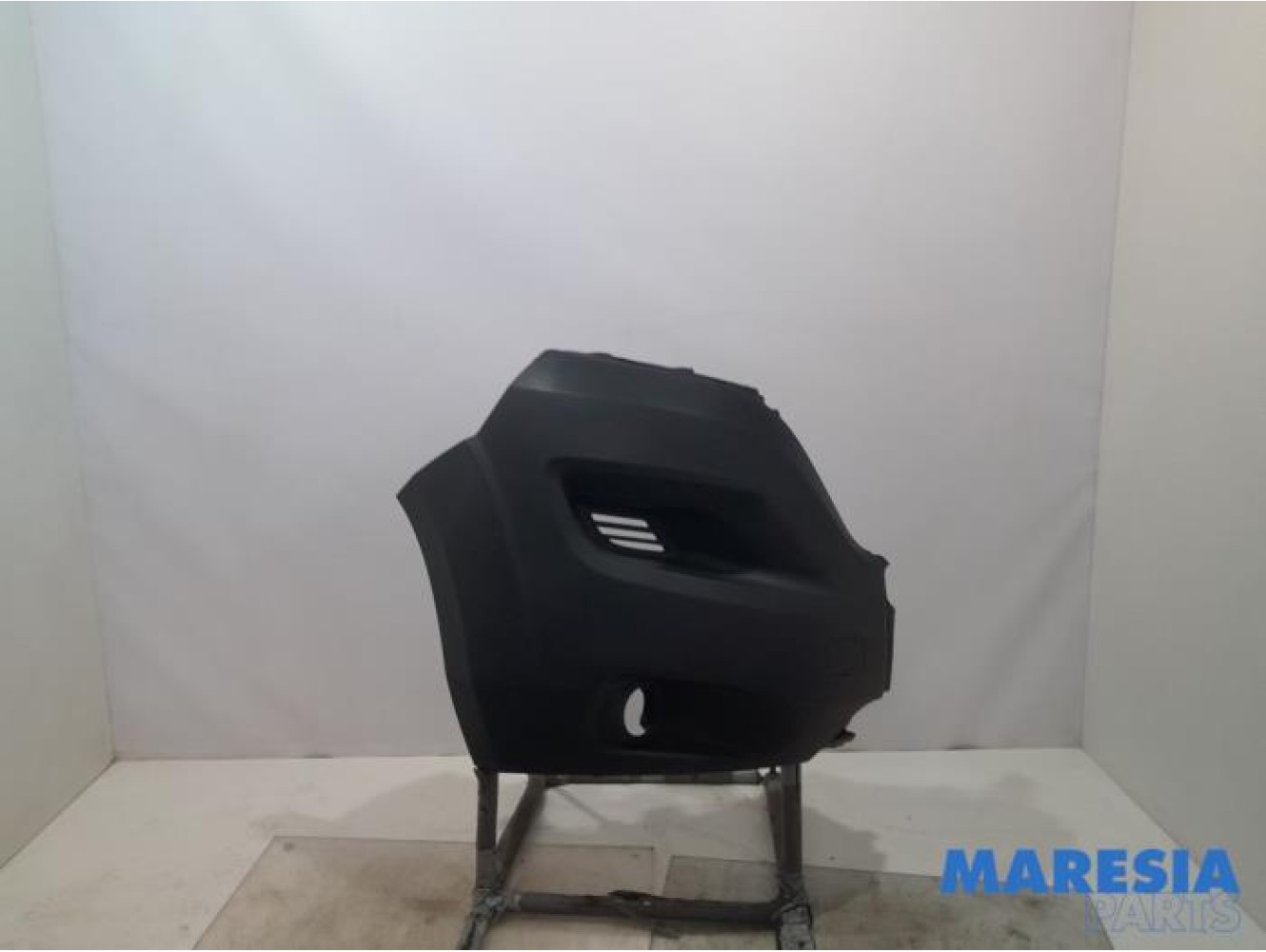 Fiat - Ducato - Front bumper, right-side component