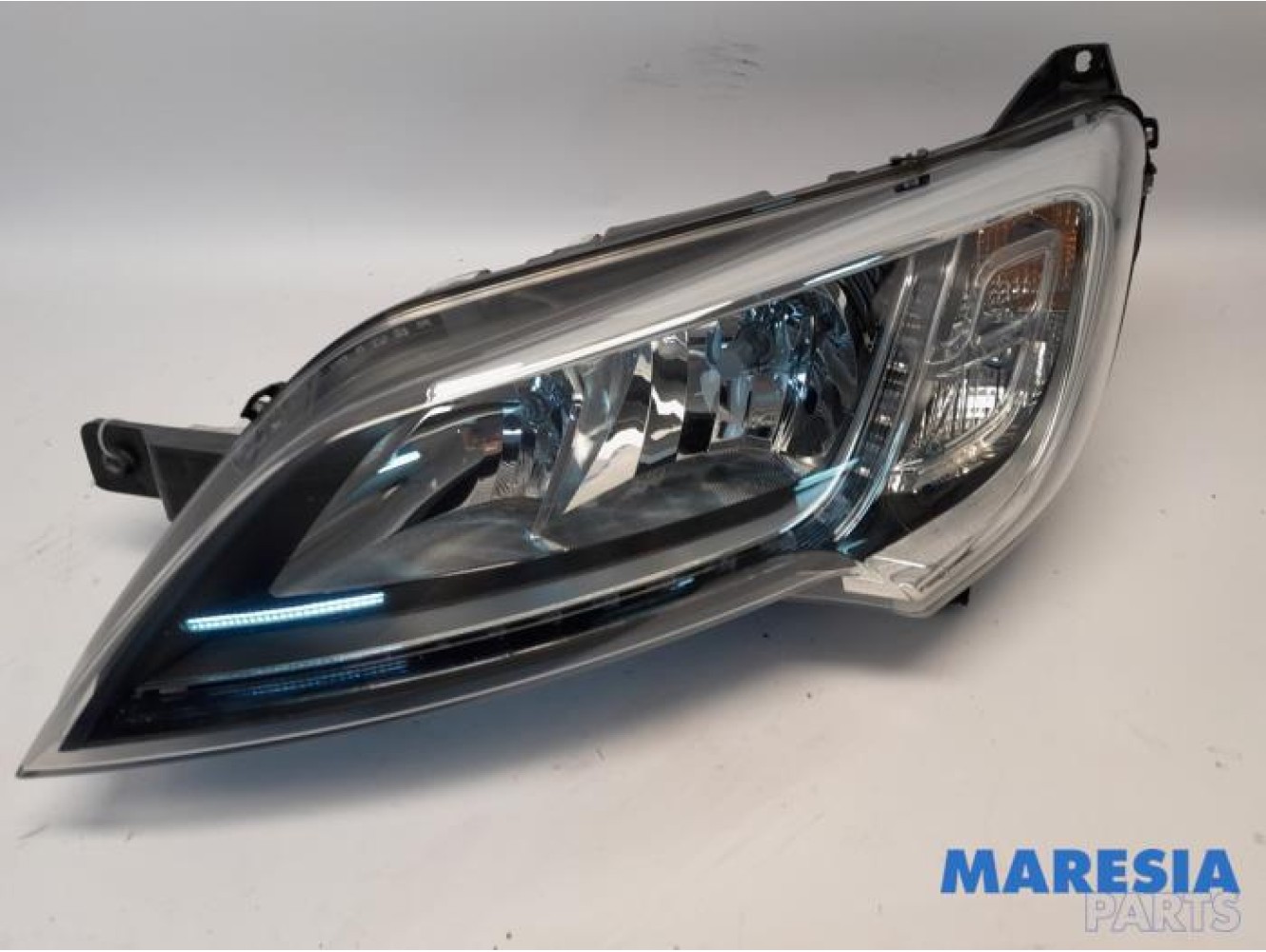 Fiat - Ducato - Koplamp links