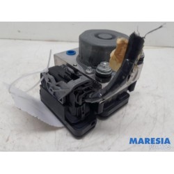 Renault - Clio - ABS Pumpe