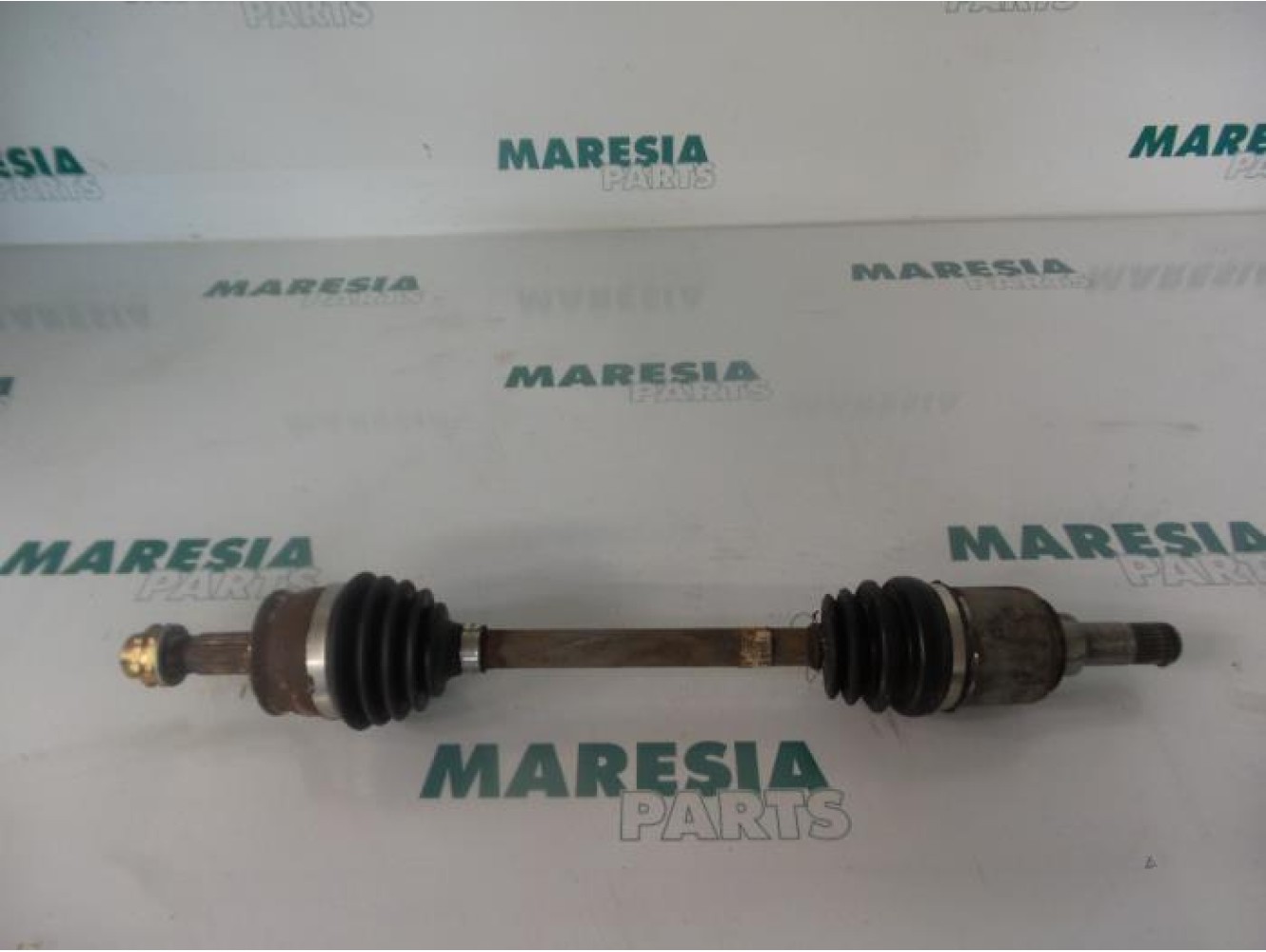 Fiat - Panda - Aandrijfas links-voor