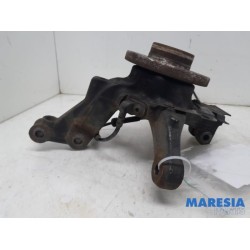 Renault - Clio - Knuckle, front right