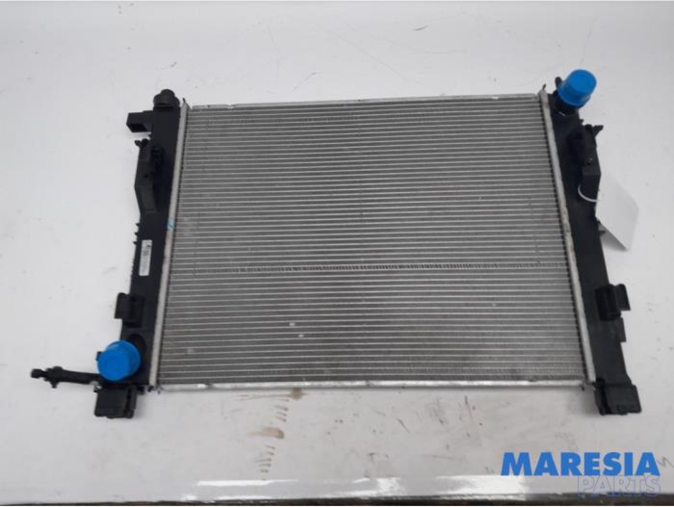 Renault - Clio - Radiator