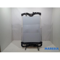 Peugeot - 508 - Sliding headliner mechanism