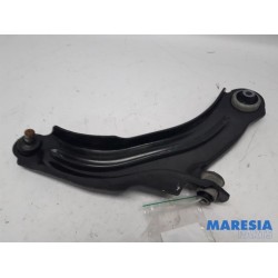 Renault - Clio - Front wishbone, right