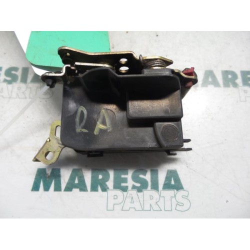 Fiat - Punto - Rear door mechanism 4-door, right