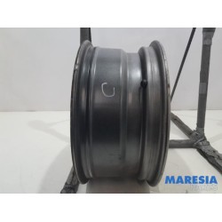 Opel - Vivaro - Wheel
