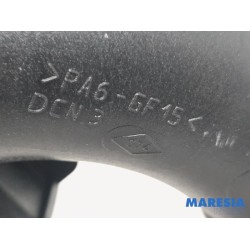 Renault - Clio - Intercooler hose