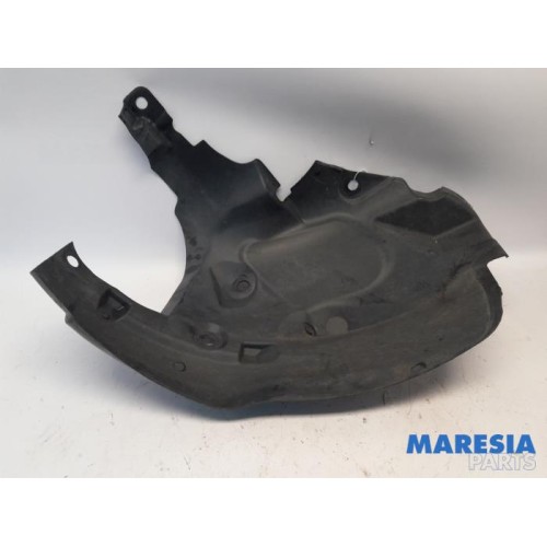Renault - Clio - Wheel arch liner