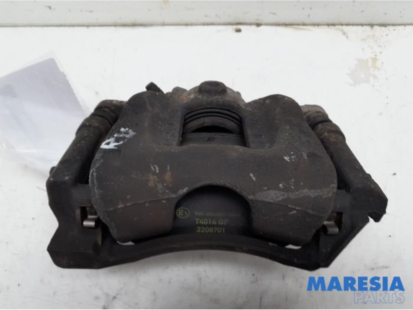 Opel - Vivaro - Front brake calliper, right