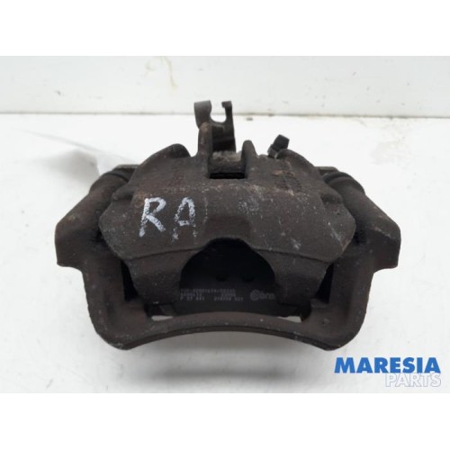 Opel - Vivaro - Rear brake calliper, right