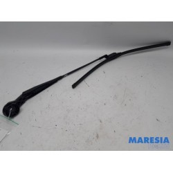 Citroen - Grand C4 Space Tourer - Front wiper arm