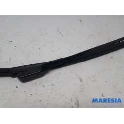 Citroen - Grand C4 Space Tourer - Front wiper arm