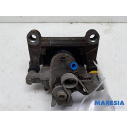 Opel - Vivaro - Bremszange links hinten