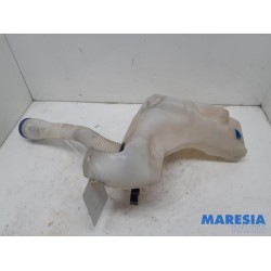 Peugeot - 307 - Front windscreen washer reservoir