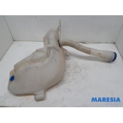 Peugeot - 307 - Front windscreen washer reservoir