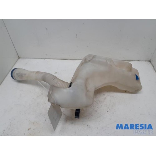 Peugeot - 307 - Front windscreen washer reservoir