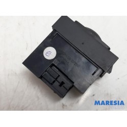 Peugeot - 508 - AIH headlight switch