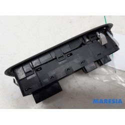 Peugeot - 508 - Multi-functional window switch