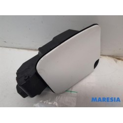 Opel - Vivaro - Tank Klep