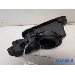 Opel - Vivaro - Tank Klep