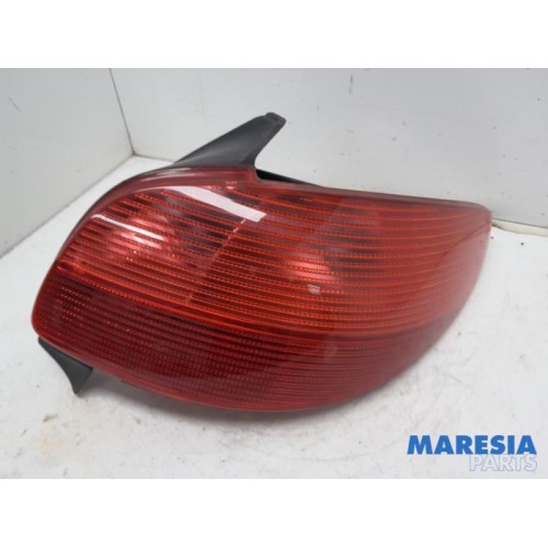 Peugeot - 206 - Taillight, right