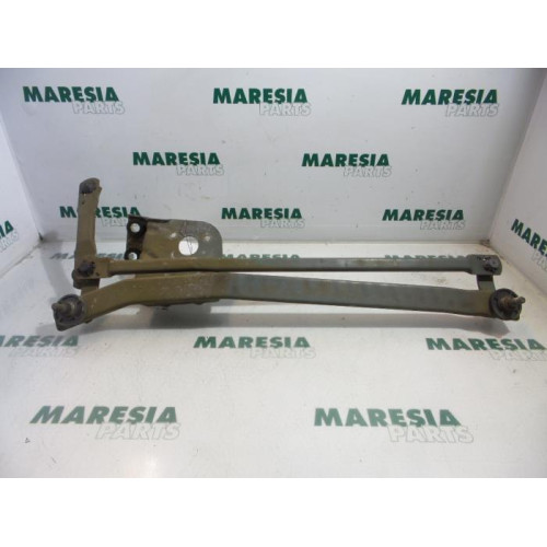 Fiat - Cinquecento - Wiper mechanism