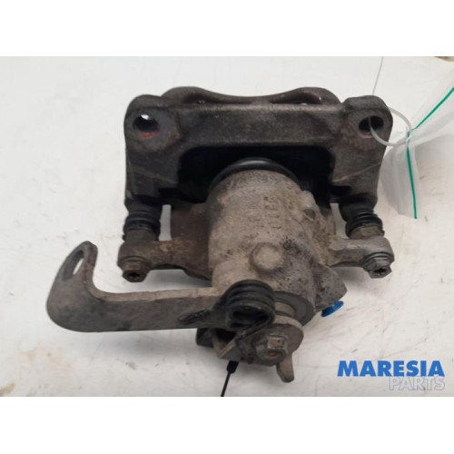 Opel - Vivaro - Rear brake calliper, right